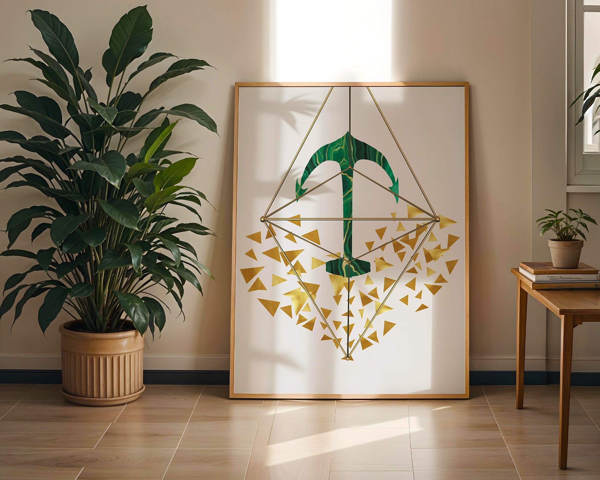Arte geométrico abstracto con textura de piedra verde y triángulos dorados