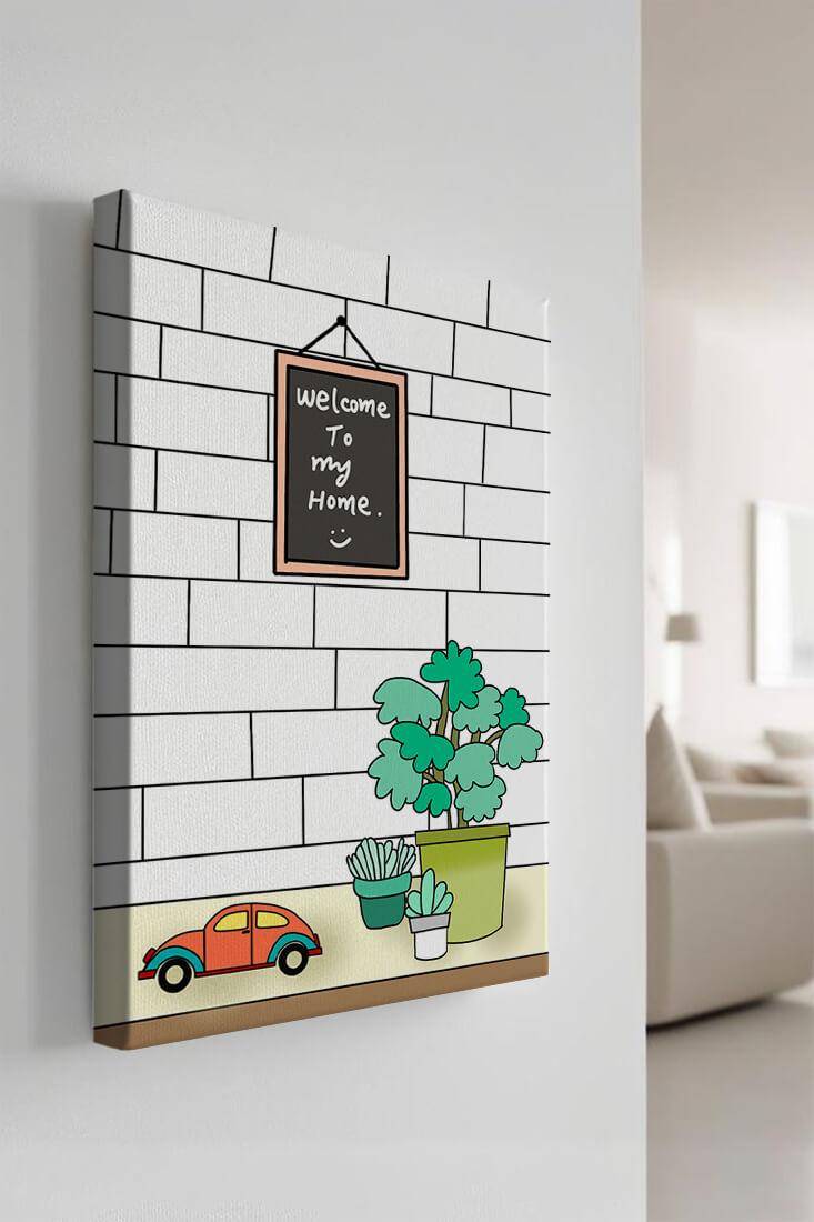 Kreidetafel-Schild mit Topfpflanzen und Spielzeugauto auf Ziegelmauer-Hintergrund
