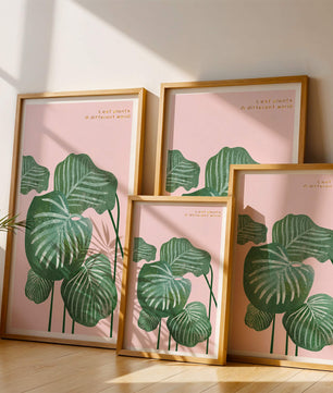 Abstract Botanical Green Leaves On Pink Background - Mi tienda