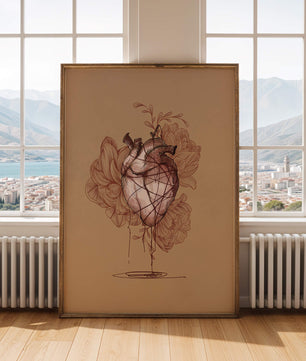 Ilustración detallada de un corazón anatómico con elementos florales sobre fondo beige