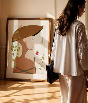 Elegant Abstract Portrait of a Woman with Floral Elements and a Large Hat - Mi tienda