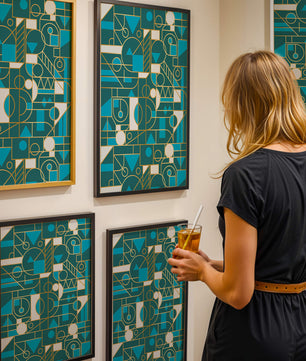 Design abstrait géométrique avec des accents dorés