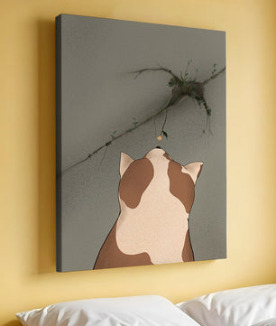Chat observant une fleur poussant sur un mur fissuré