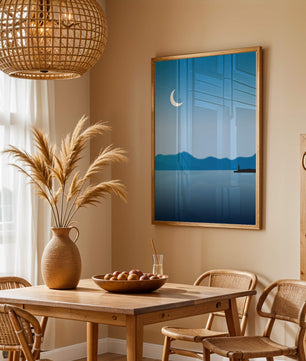 Paisaje Nocturno Sereno con Luna Creciente y Faro