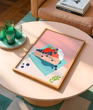 Bunte Dessertillustration mit Erdbeeren und Blaubeeren auf pastellfarbenem Hintergrund