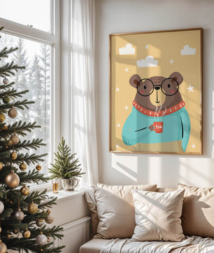 Ilustración de un oso acogedor disfrutando del té con gafas