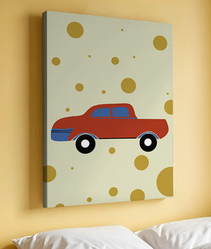 Ilustración abstracta de un coche rojo con círculos dorados sobre un fondo beige