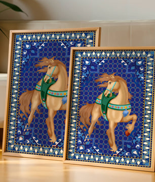 Arte de caballo con patrón intrincado y un borde decorativo vibrante