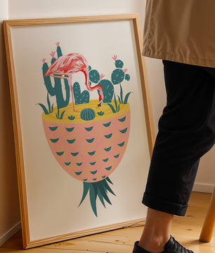 Ilustración de flamenco con cactus en jarrón de piña