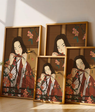 Japanerin spielt Flöte zwischen Blumen in traditioneller Umgebung