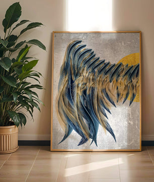 Arte de plumas abstractas con detalles dorados sobre fondo texturizado