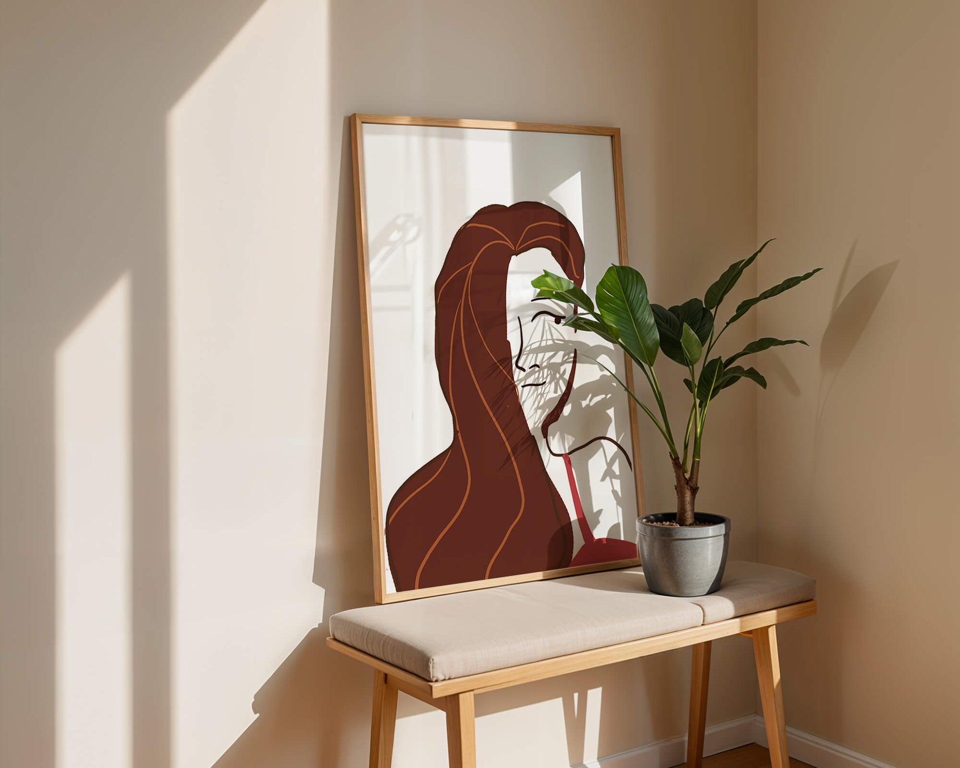 Ilustración estilizada de una mujer con cabello fluyendo y diseño minimalista