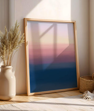 Atardecer abstracto y tranquilo sobre el océano con cielo degradado