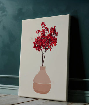 Bayas rojas en un jarrón de arcilla minimalista sobre fondo neutro