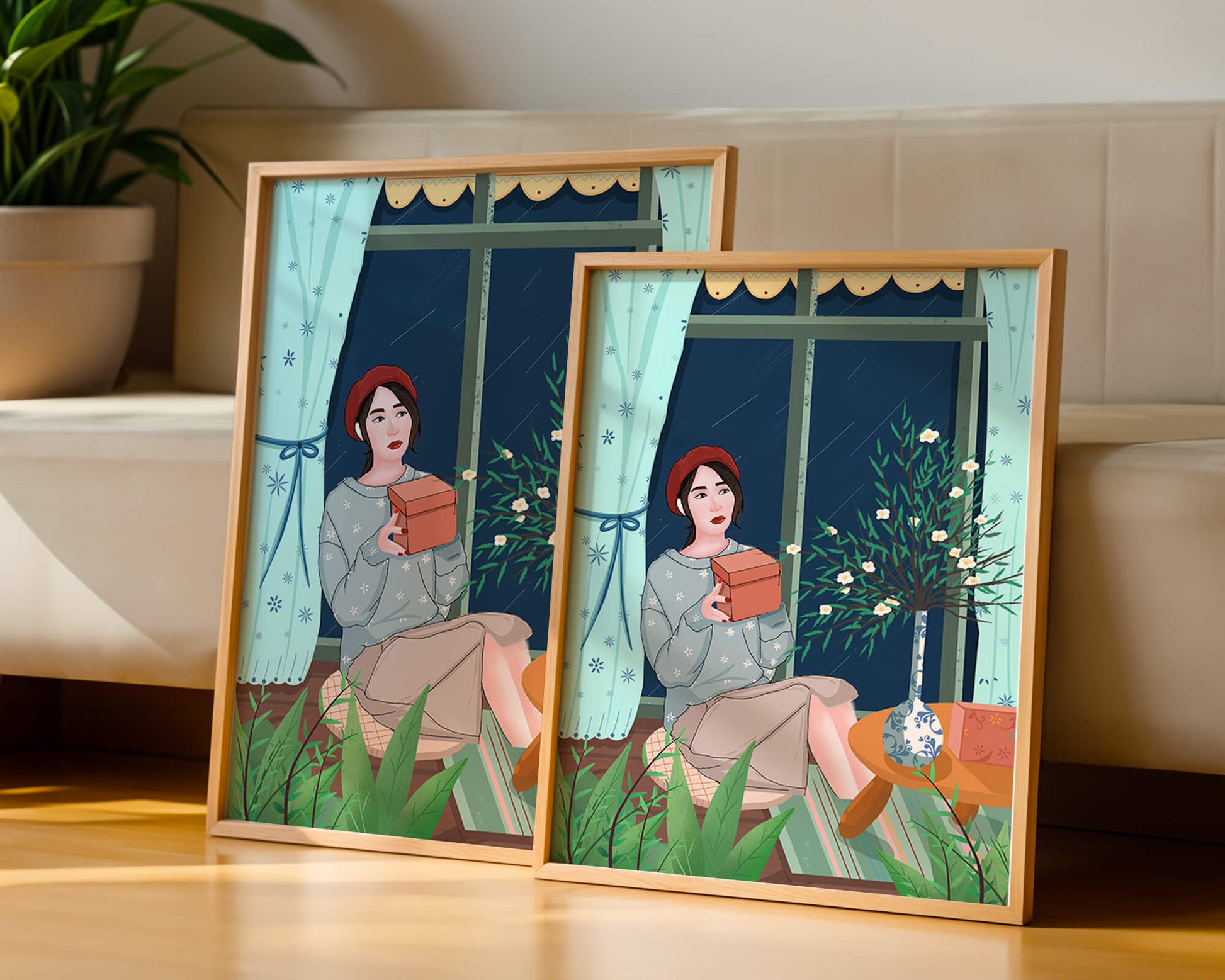 Mujer sosteniendo una caja de regalo en un interior acogedor con flores y ventana lluviosa