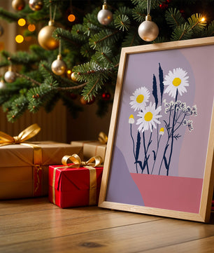 Zarte weiße Gänseblümchen mit gelben Zentren auf modernem Pastell-Hintergrund