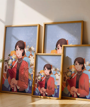 Mujer sosteniendo ramo con fondo floral