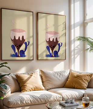 Illustration eines skurrilen Weinglases mit Flüssigkeitsspritzern und violetten Pflanzen