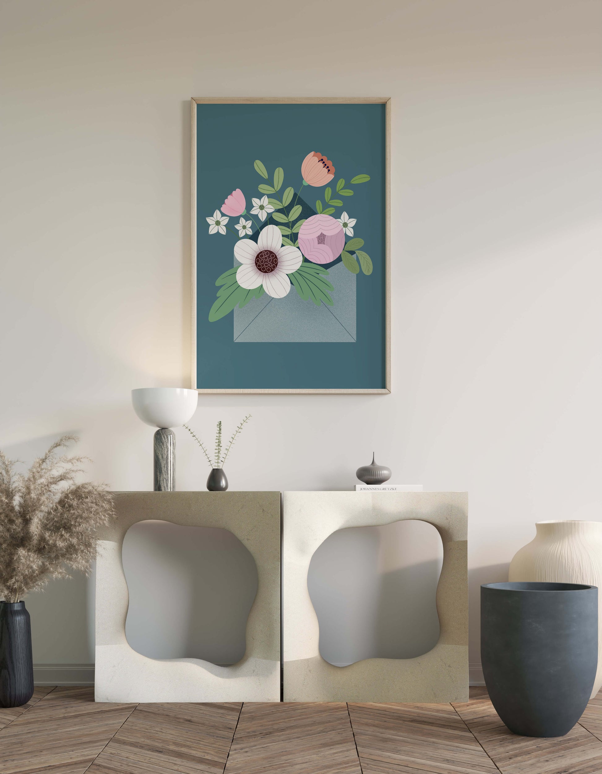 Bouquet floral illustré sortant d'une enveloppe sur un fond bleu sarcelle