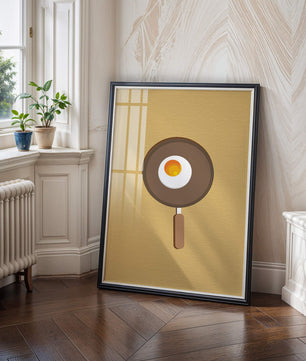 Fried Egg in a Pan on a Light Brown Background - Mi tienda