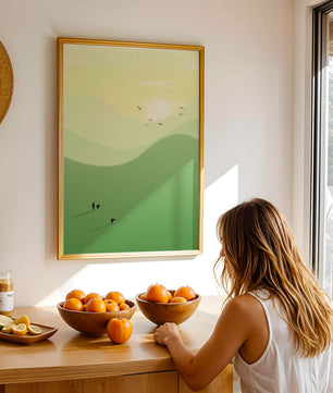 Paisaje minimalista con figuras silueteadas y aves al atardecer
