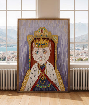 Portrait félin majestueux avec une couronne royale dorée