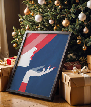 Elegant Woman with Red Hat and Stylized Hand - Mi tienda