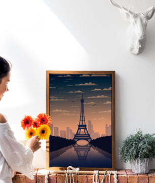 Vista escénica de la Torre Eiffel al anochecer con reflejo del horizonte urbano
