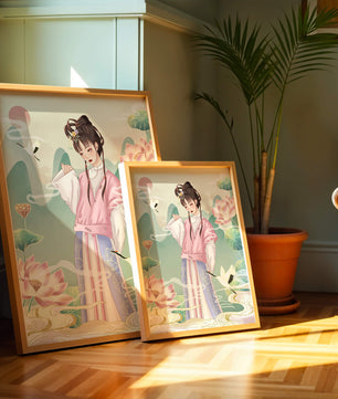 Femme élégante en tenue traditionnelle avec lotus en fleurs et grues