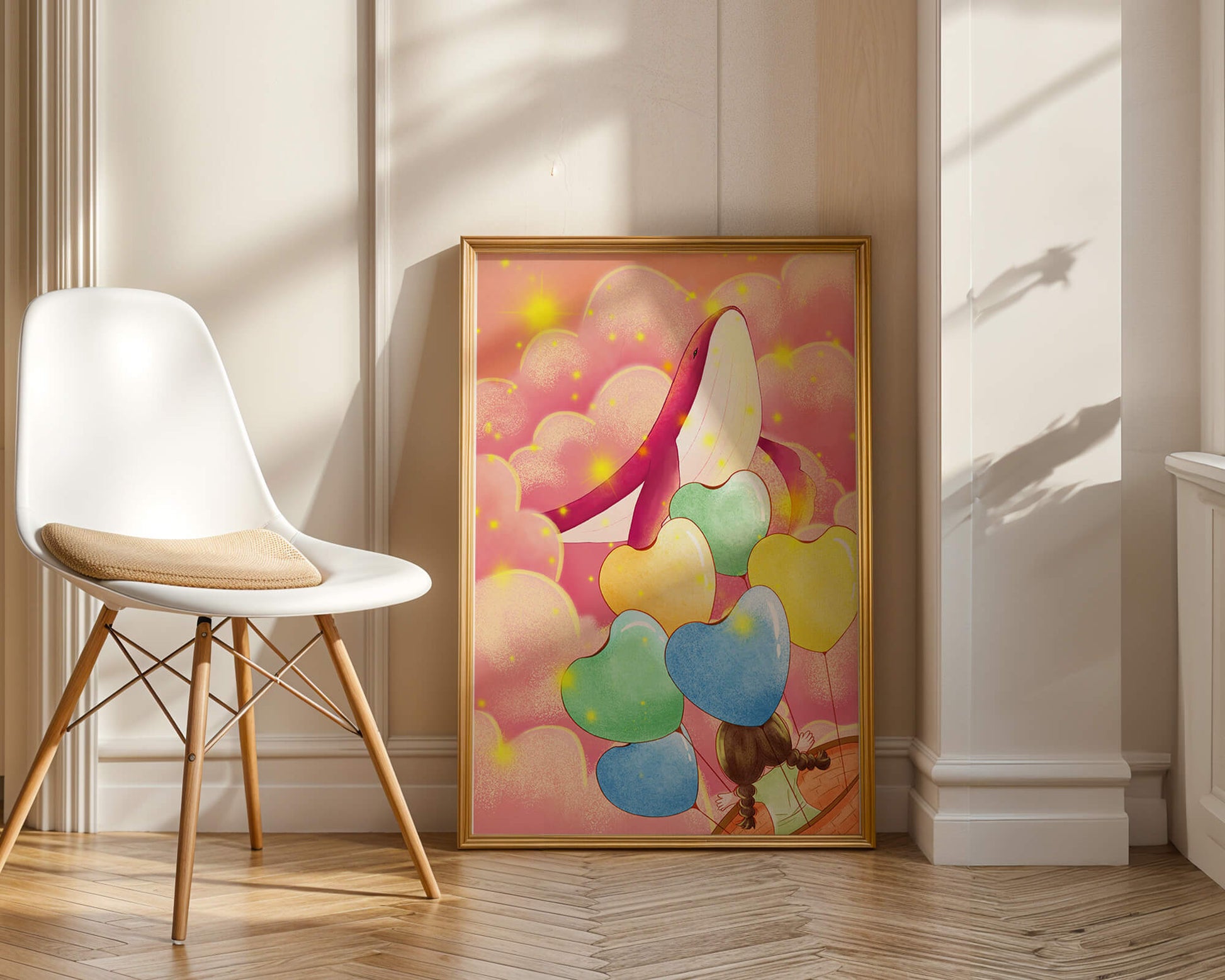 Globos en forma de corazón y ballena en una escena colorida y caprichosa.