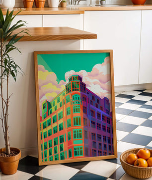 Gebäude mit bunten geometrischen Formen und lebhaftem Himmel