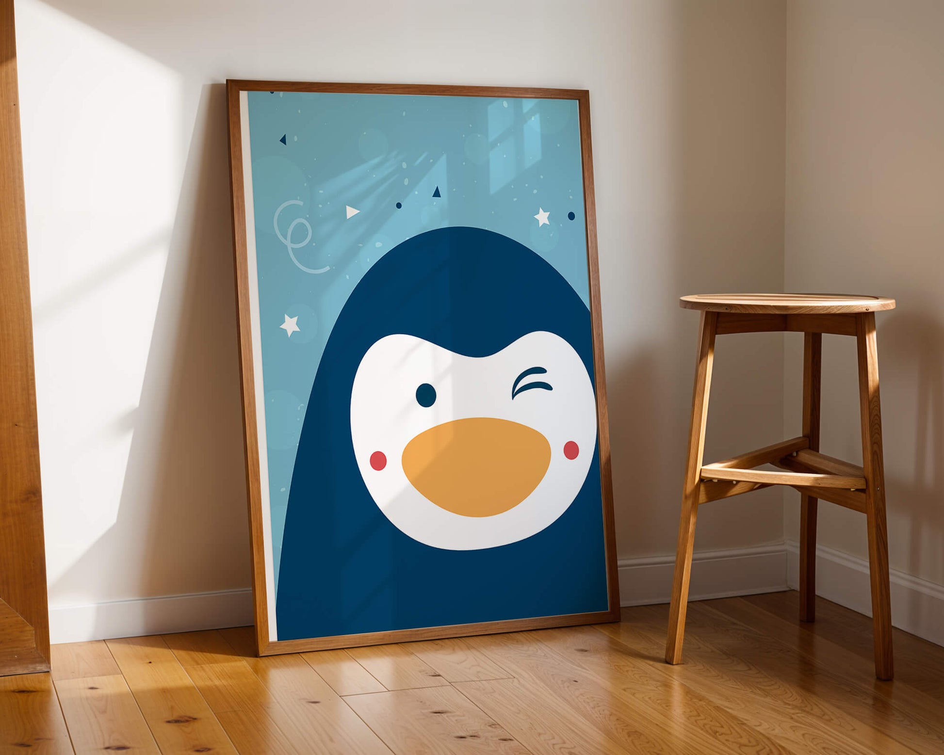 Pingüino de dibujos animados juguetón sobre un fondo azul caprichoso