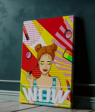 Ilustración de arte pop vibrante con una niña sonriente con maquillaje colorido y patrones audaces