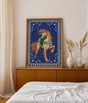 Arte de caballo con patrón intrincado y un borde decorativo vibrante
