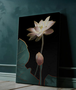 Flor de loto con detalles dorados sobre fondo oscuro