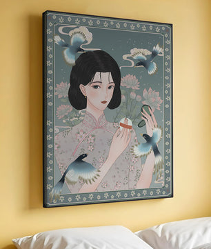 Mujer elegante en kimono floral rodeada de pájaros y flores de loto