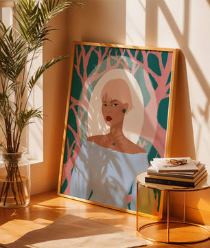 Illustration einer Frau mit einem pastellfarbenen Hintergrund aus abstrakten Bäumen
