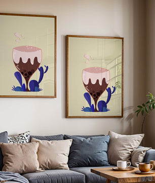 Illustration eines skurrilen Weinglases mit Flüssigkeitsspritzern und violetten Pflanzen