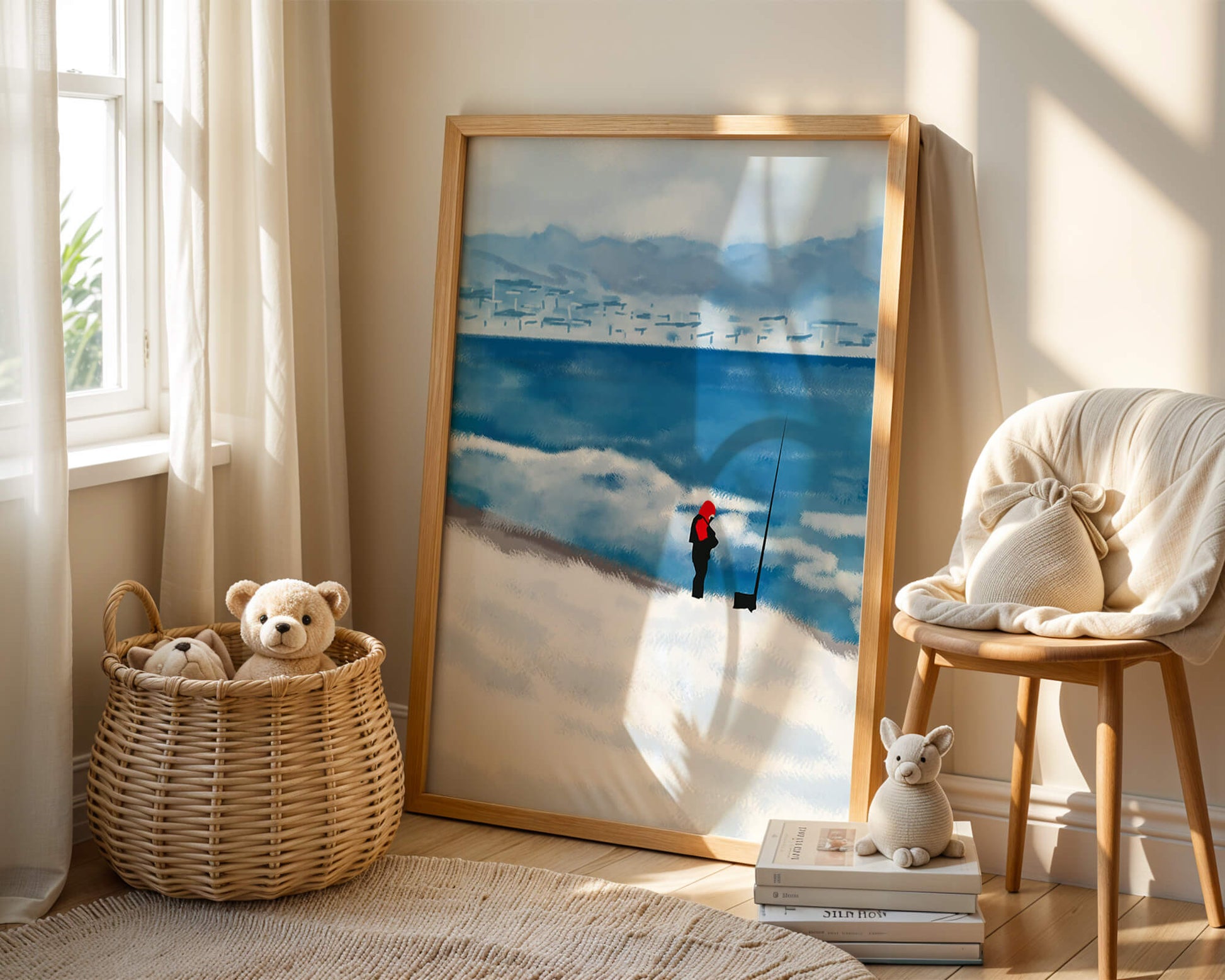 Winterlandschaft mit Person in roter Jacke am Meer