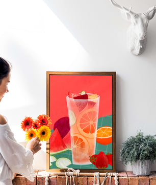 Ilustración de cóctel de frutas refrescante con cítricos y sandía