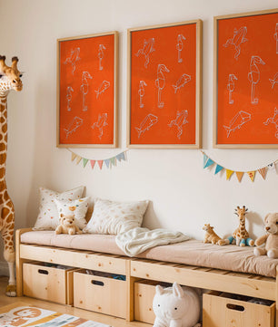 Geometrische Tiermuster auf leuchtend orangefarbenem Hintergrund