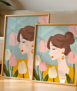 Illustration d'une femme avec des tulipes et des boucles d'oreilles élégantes