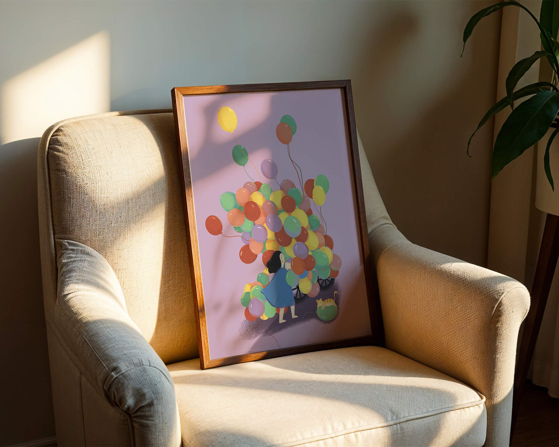 Bunte Luftballons mit einem Kind und einer Katze auf violettem Hintergrund