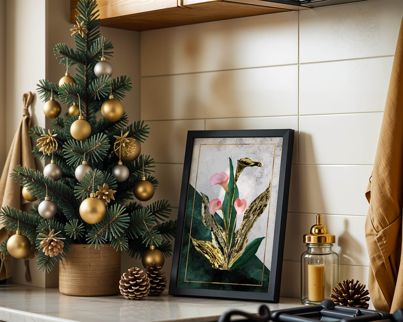 Abstrakte botanische Kunst mit rosa Calla-Lilien und goldenen Blättern
