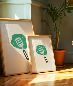 Spatula Artwork with Green Abstract Background - Mi tienda