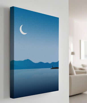 Paisaje Nocturno Sereno con Luna Creciente y Faro