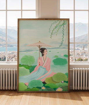 Elegante Frau in traditioneller Kleidung mit Regenschirm, umgeben von Lotusblättern