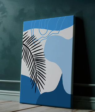 Hoja de palma abstracta sobre fondo azul con líneas fluidas