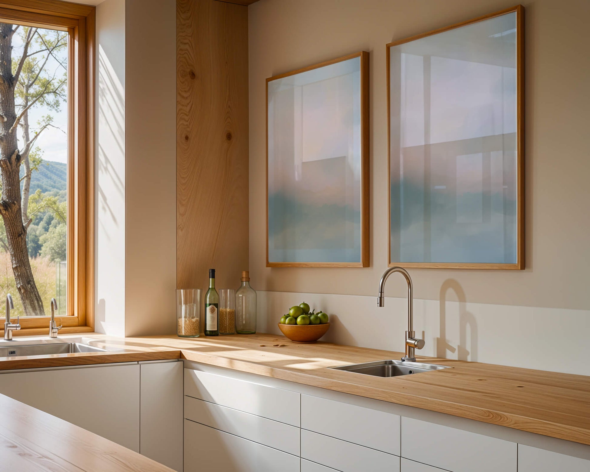 Paisaje de nubes abstracto con tonos suaves de rosa y azul