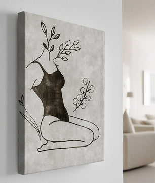 Abstrakte Frau mit botanischen Elementen im minimalistischen Stil
